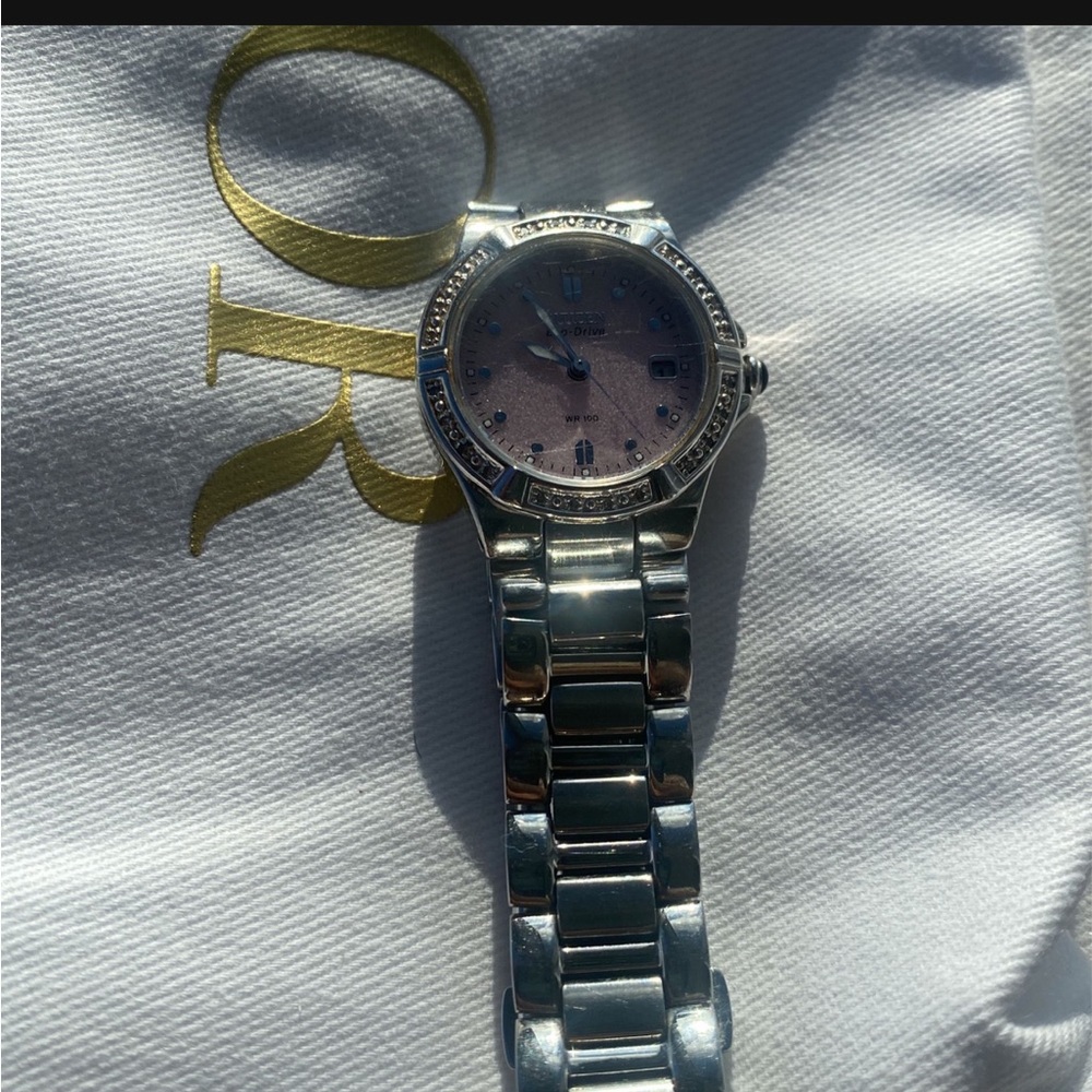 Gently worn looks brand new
